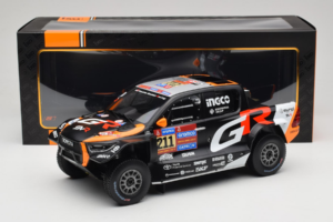 Toyota GR DKR Hilux Evo #211 H. Lategan / B. Cummings Rally Dakar 2025 IXO 1:18 18RMC237 Metalli — kuva 6 / 6