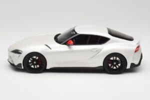 Toyota GR Supra A90 Fuji Speedway Edition White Pearl Metallic GT Spirit 1:18 GT341 Hartsi — kuva 3 / 6