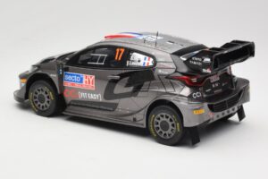 Toyota GR Yaris Rally1 #17 Toyota Gazoo Racing WRT S. Ogier / V. Landais Rally Finland 2024 IXO 1:18 18RMC216 Metalli — kuva 5 / 6