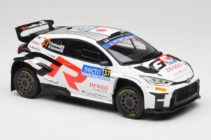 Toyota GR Yaris Rally2 #37 Y. Yamamoto Rally Finland 2024 IXO 1:18 18RMC212A Metalli — kuva 4 / 6