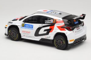 Toyota GR Yaris Rally2 #37 Y. Yamamoto Rally Finland 2024 IXO 1:18 18RMC212A Metalli — kuva 5 / 6