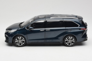 Toyota Granvia Tummansininen OEM 1:18 FCL22GR803 Metalli — kuva 4 / 8