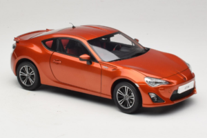Toyota GT86 Punainen Century Dragon 1:18 CD01 Metalli — kuva 6 / 8
