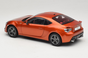 Toyota GT86 Punainen Century Dragon 1:18 CD01 Metalli — kuva 7 / 8