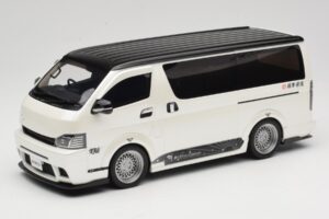 Toyota Hiace Super GL Pearl White Otto 1:18 OT1136 Hartsi