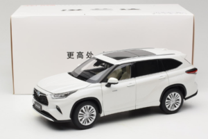 Toyota Highlander XU70 Valkoinen OEM 1:18 26071-2011 Metalli — kuva 8 / 8