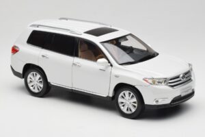 Toyota Highlander XU40 Valkoinen Paudi Model 1:18 2043612-W1 Metalli — kuva 6 / 8