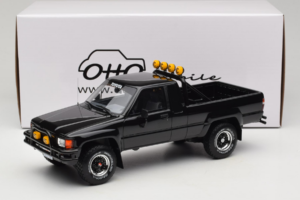 Toyota Hilux N60 SR5 Pickup Musta Otto 1:18 OT481B Hartsi — kuva 6 / 6