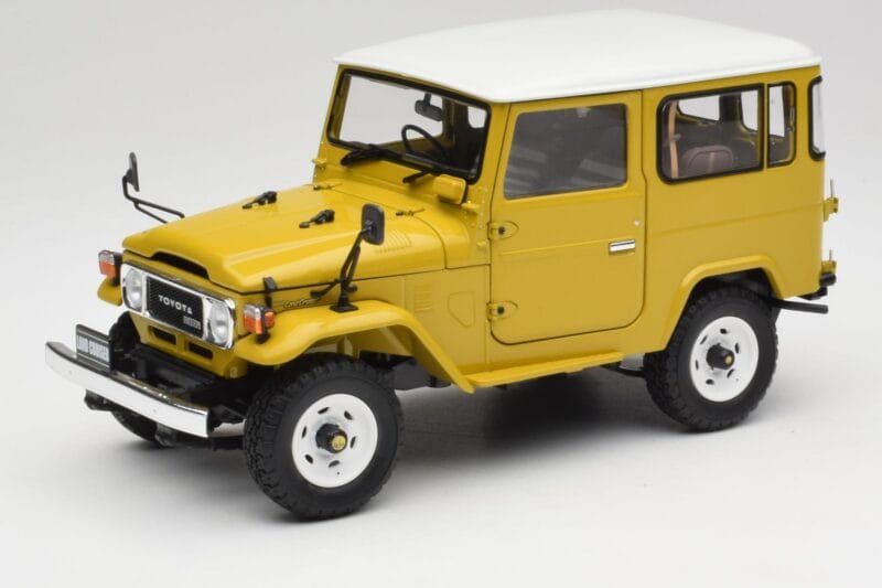 Toyota Land Cruiser FJ40 Sinappi Keltainen Kyosho 1:18 08971Y Metalli