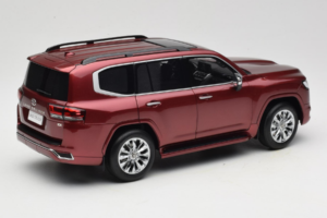 Toyota Land Cruiser LC300 ZX Punainen LCD 1:18 LCD18013-ZX-RE Metalli — kuva 3 / 8