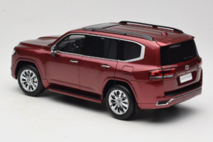 Toyota Land Cruiser LC300 ZX Punainen LCD 1:18 LCD18013-ZX-RE Metalli — kuva 7 / 8
