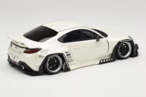 Toyota Pandem GR86 ZN8 Crystal White GT Spirit 1:18 GT498 Hartsi — kuva 2 / 6