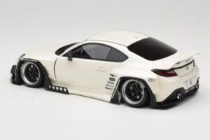 Toyota Pandem GR86 ZN8 Crystal White GT Spirit 1:18 GT498 Hartsi — kuva 5 / 6