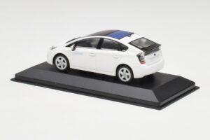 Toyota Prius XW30 Super Valkoinen Minichamps 1:43 PRIUS001 Metalli — kuva 3 / 4