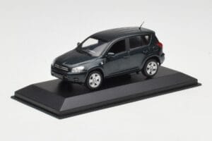 Toyota RAV4 XA20 Vihreä Minichamps 1:43 TOYOTA008 Metalli — kuva 2 / 4