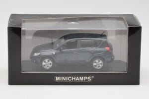 Toyota RAV4 XA20 Vihreä Minichamps 1:43 TOYOTA008 Metalli — kuva 4 / 4