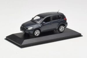 Toyota RAV4 XA30 Harmaa Minichamps 1:43 TOYOTA002 Metalli — kuva 2 / 4