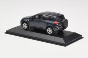 Toyota RAV4 XA30 Harmaa Minichamps 1:43 TOYOTA002 Metalli — kuva 3 / 4