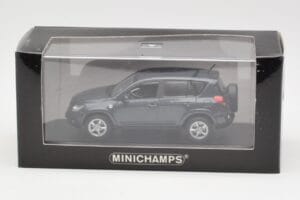 Toyota RAV4 XA30 Harmaa Minichamps 1:43 TOYOTA002 Metalli — kuva 4 / 4