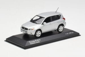 Toyota RAV4 XA30 Hopea Minichamps 1:43 400166570 Metalli — kuva 2 / 4