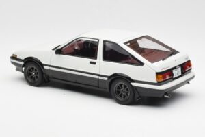 Toyota Sprinter Trueno AE86 New Initial D Movie Legend 1 AUTOart 1:18 78798 Metalli — kuva 7 / 8