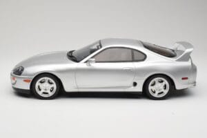 Toyota Supra A80 Hopea Kyosho 1:12 KSR12006S Hartsi — kuva 3 / 6