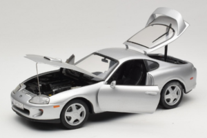Toyota Supra A80 Hopea Kyosho 1:18 8847 Metalli — kuva 2 / 8