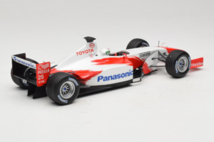 Toyota TF102 #25 A. McNish Panasonic Toyota Racing Showcar 2002 Minichamps 1:18 103020075 Metalli — kuva 2 / 6