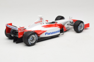 Toyota TF102 Panasonic F1 Showcar 2002 Minichamps 1:18 100020174 Metalli — kuva 2 / 6