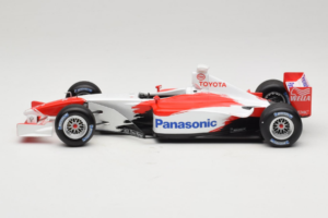 Toyota TF102 Panasonic F1 Showcar 2002 Minichamps 1:18 100020174 Metalli — kuva 3 / 6