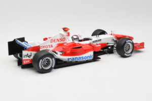 Toyota TF105 #16 J. Trulli Panasonic Toyota Racing 2005 Minichamps 1:18 100050016 Metalli — kuva 2 / 7