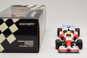 Toyota TF105 #17 R. Schumacher Panasonic Toyota Racing Showcar 2005 Minichamps 1:18 100050087 Metalli — kuva 6 / 7