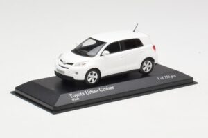 Toyota Urban Cruiser Valkoinen Minichamps 1:43 400166960 Metalli — kuva 3 / 3