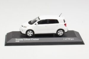 Toyota Urban Cruiser Valkoinen Minichamps 1:43 400166960 Metalli