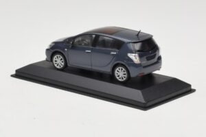 Toyota Verso Grey Metallic Minichamps 1:43 TOYOTA011 Metalli — kuva 3 / 4