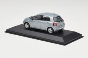 Toyota Yaris Mk2 Glacier Sininen Minichamps 1:43 TOYOTA001 Metalli — kuva 3 / 4
