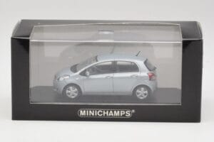 Toyota Yaris Mk2 Glacier Sininen Minichamps 1:43 TOYOTA001 Metalli — kuva 4 / 4