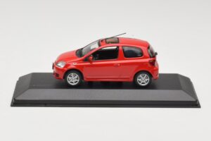 Toyota Yaris TS Punainen Minichamps 1:43 430166062 Metalli