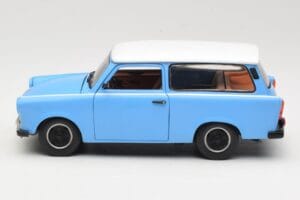 Trabant 601 Farmariauto Sininen Sun Star 1:18 4272 Metalli — kuva 4 / 8
