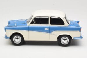 Trabant P50 Vaaleansininen Kerma BoS Models 1:18 BOS035 Hartsi — kuva 3 / 6