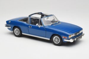 Triumph Stag Mk1 Sapphire Blue Revell 1:18 8815 Metalli — kuva 6 / 8