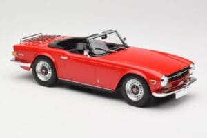 Triumph TR6 PI Punainen Minichamps 1:18 155132031 Metalli — kuva 4 / 6