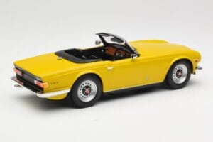 Triumph TR6 RHD Keltainen Minichamps 1:18 155132034 Metalli — kuva 2 / 6