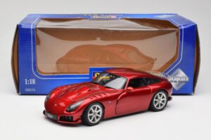 TVR Sagaris Punainen Revell 1:18 08816 Metalli — kuva 8 / 8
