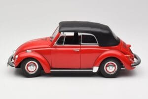 Volkswagen 1302 LS Kabriolet Punainen Revell 1:18 08470 Metalli — kuva 4 / 8