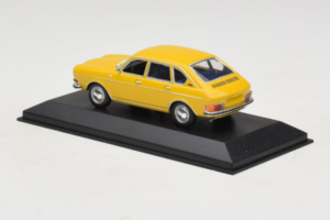 Volkswagen 411 Keltainen Minichamps 1:43 VW005 Metalli — kuva 3 / 4