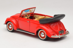 Volkswagen Beetle Avoauto Punainen Maisto 1:18 56010 Metalli — kuva 7 / 8