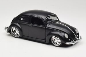 Volkswagen Beetle Type 1 Musta Maisto 1:18 31018 Metalli — kuva 6 / 8