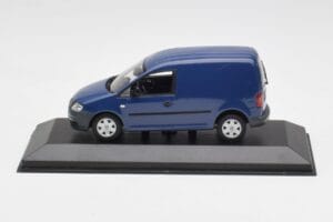 Volkswagen Caddy 2K Sininen Minichamps 1:43 CADDY001 Metalli