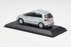 Volkswagen Cross Golf Mk5 Hopea Minichamps 1:43 GOLF003 Metalli — kuva 3 / 4